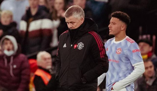 开云体育app下载-索帅表决心枉然？传曼联即将换帅，强攻齐达内